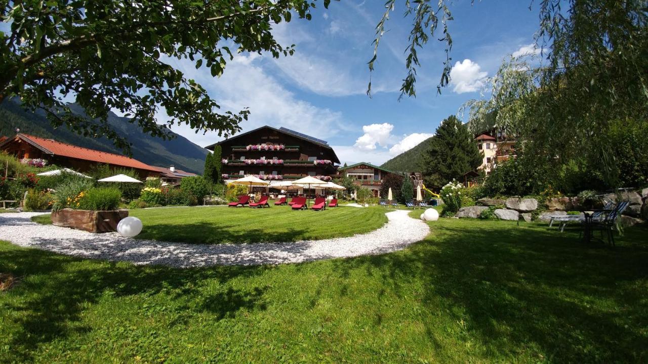 Ferienhaus Bergblick Fulpmes Bagian luar foto