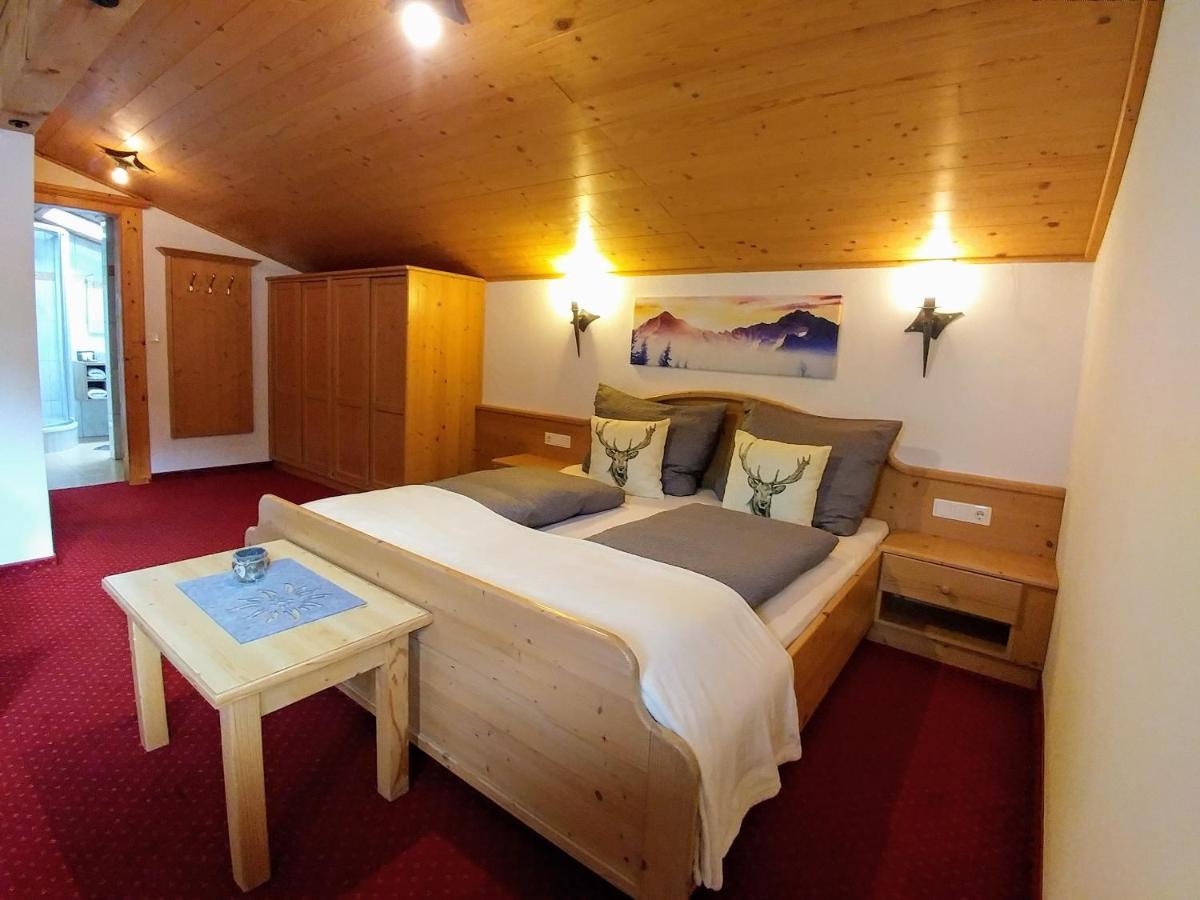 Ferienhaus Bergblick Fulpmes Bagian luar foto