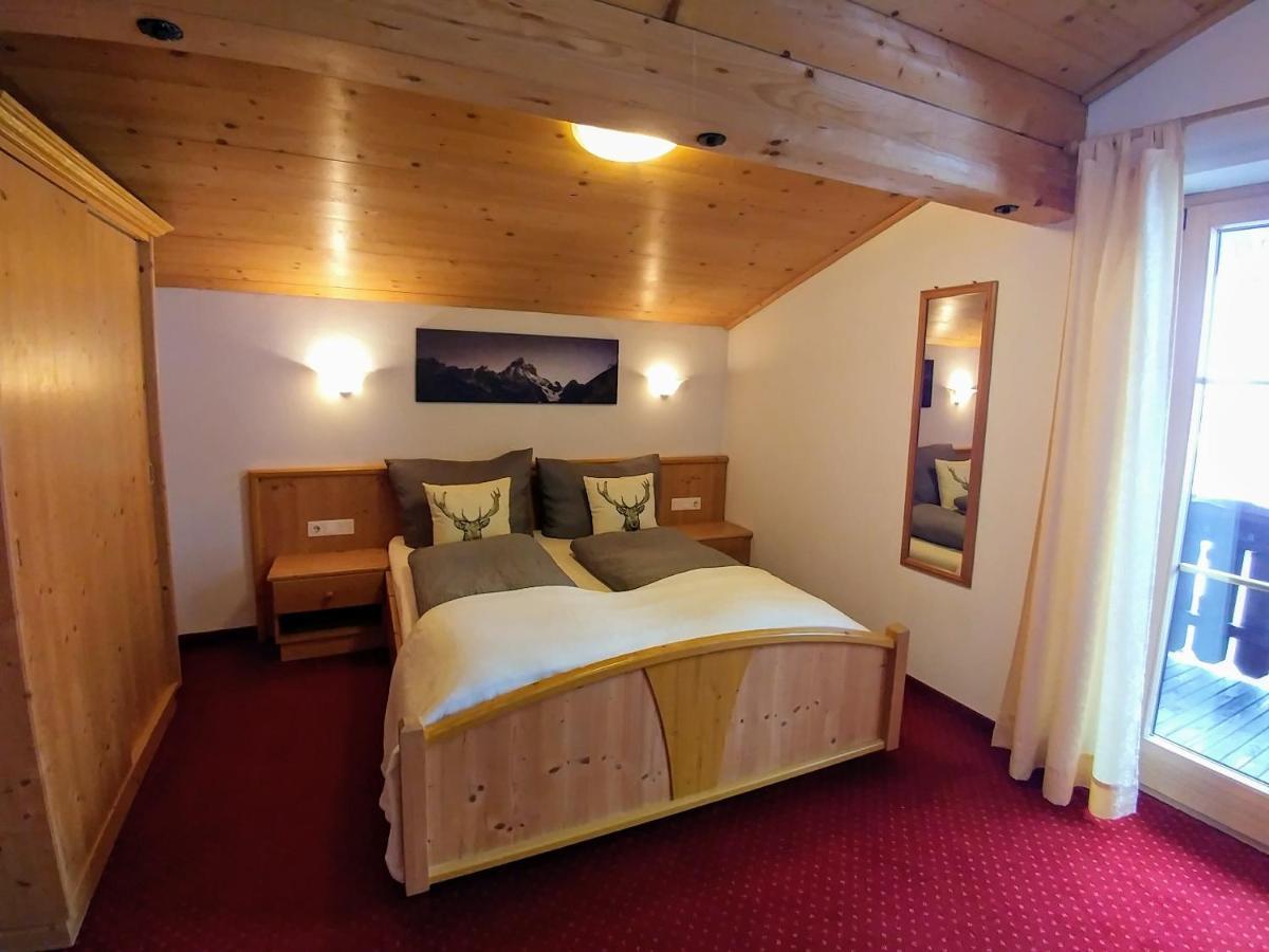 Ferienhaus Bergblick Fulpmes Bagian luar foto